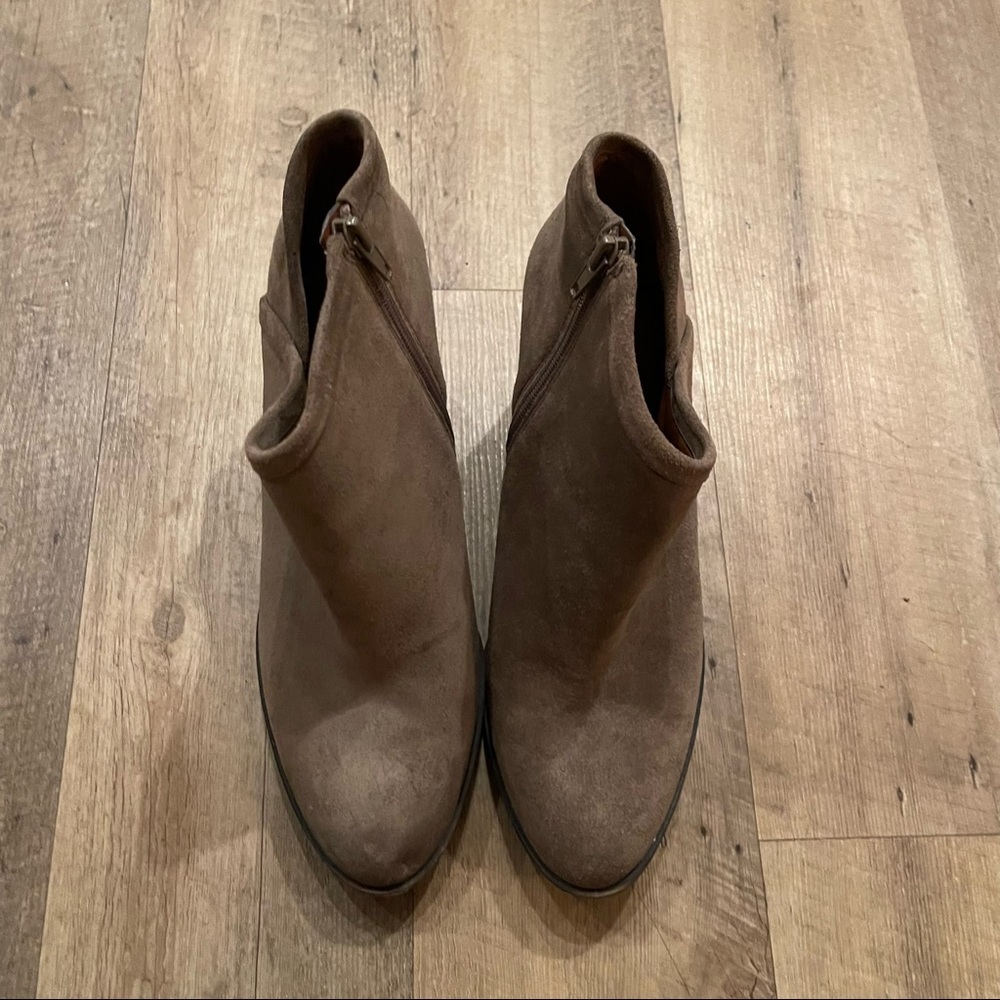 Lucky Brand • Salza Bootie - Picture 2 of 10